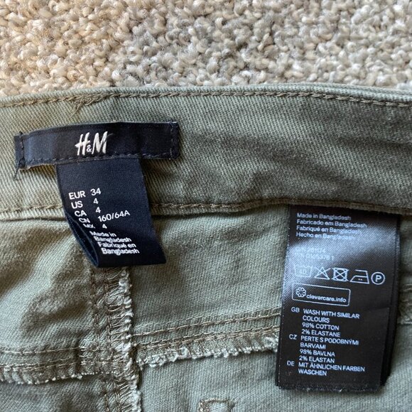 H&M Army Green High Waisted Denim Jean Shorts Women's Size Small 4 - Picture 2 of 3